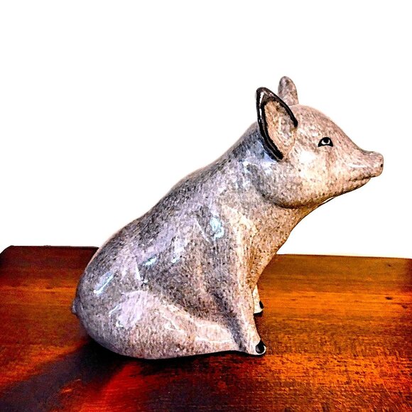Enesco 6.25" Gray & Black Ceramic Spongeware Sitting Pig Figurine ~ 1984 ~ EVC! - Picture 9 of 11